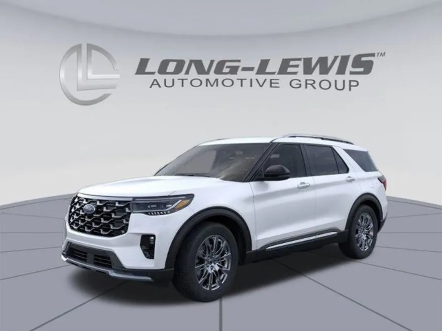 2025 Ford Explorer Platinum photo 1