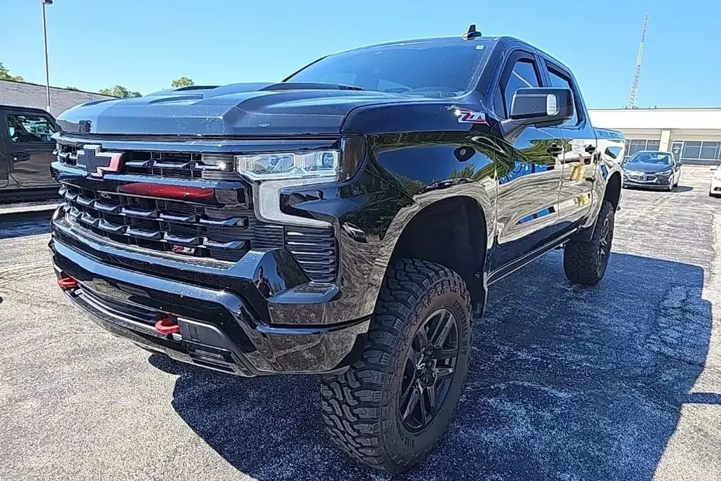 2022 Chevrolet Silverado 1500 LT Trail Boss photo 1
