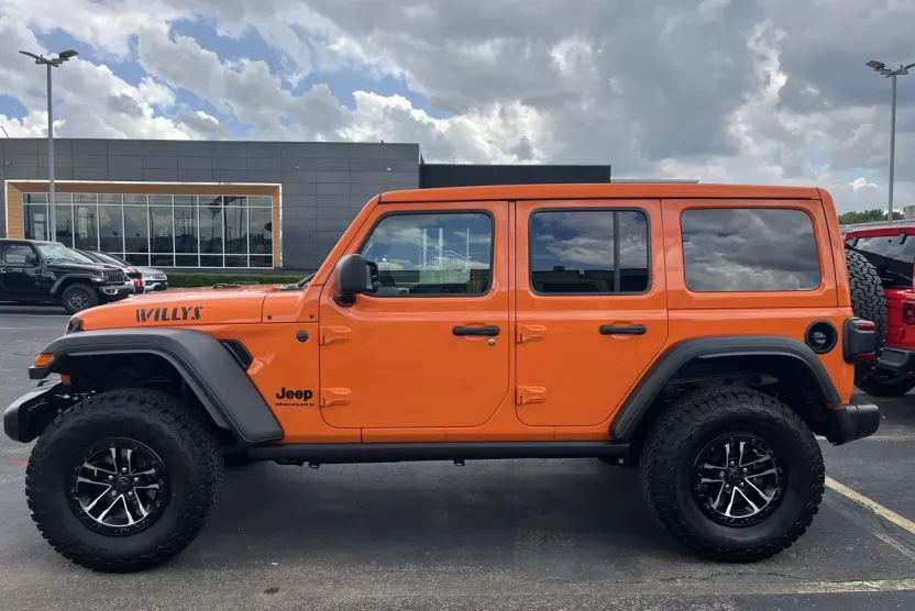 2025 Jeep Wrangler Willys photo 1