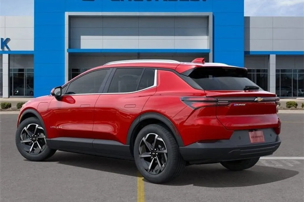 2026 Chevrolet Equinox EV 1LT photo 1