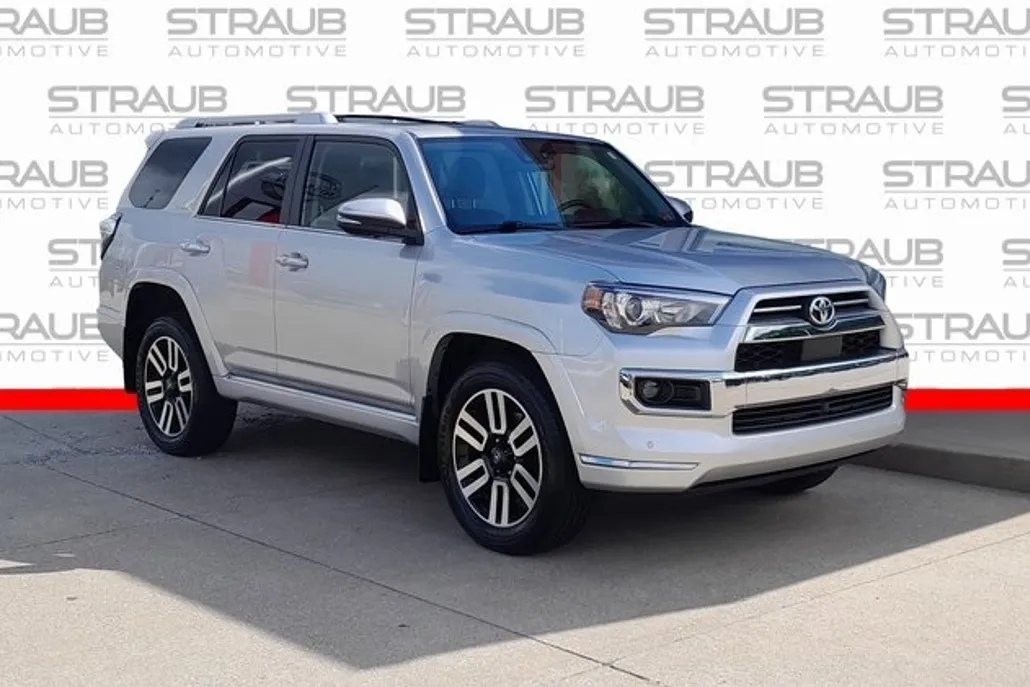 2022 Toyota 4Runner Limited photo 1