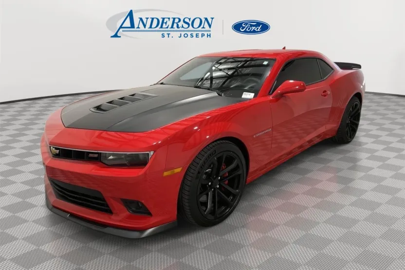 2015 Chevrolet Camaro SS photo 1