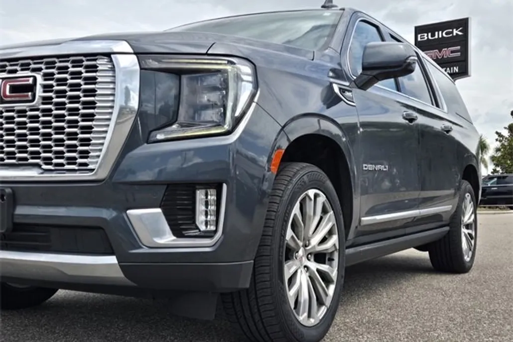 2021 Gmc Yukon XL Denali photo 1
