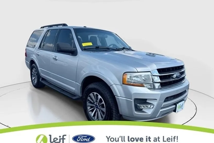 2015 Ford Expedition XLT photo 1