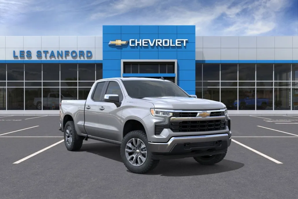 2026 Chevrolet Silverado 1500 LT photo 1