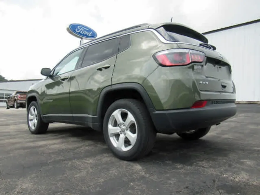 2018 Jeep Compass Latitude photo 1