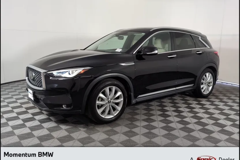 2019 Infiniti QX50 Essential photo 1