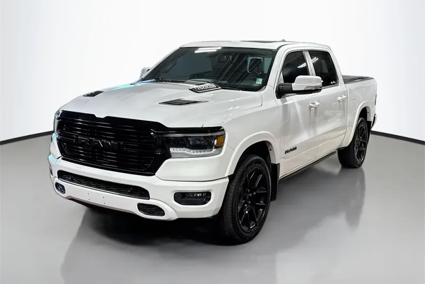2020 Ram 1500 Laramie photo 1