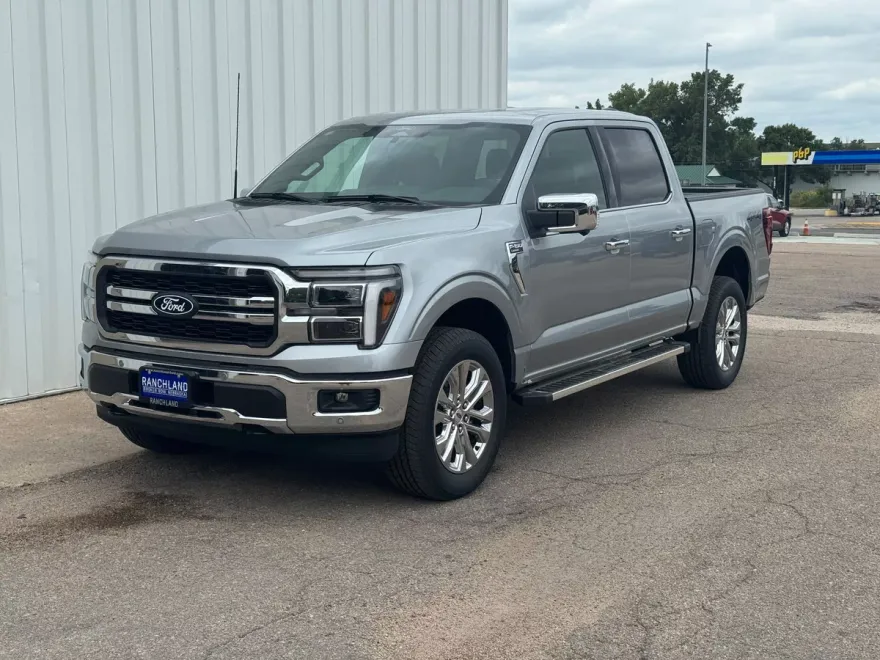 2025 Ford F-150 Lariat photo 1
