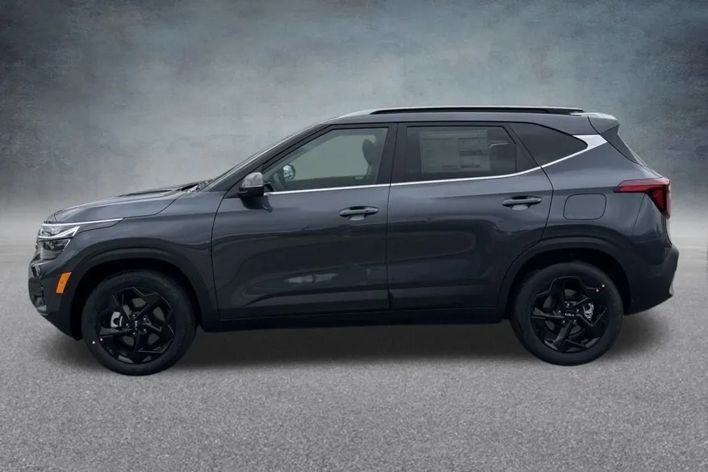2026 Kia Seltos EX photo 1