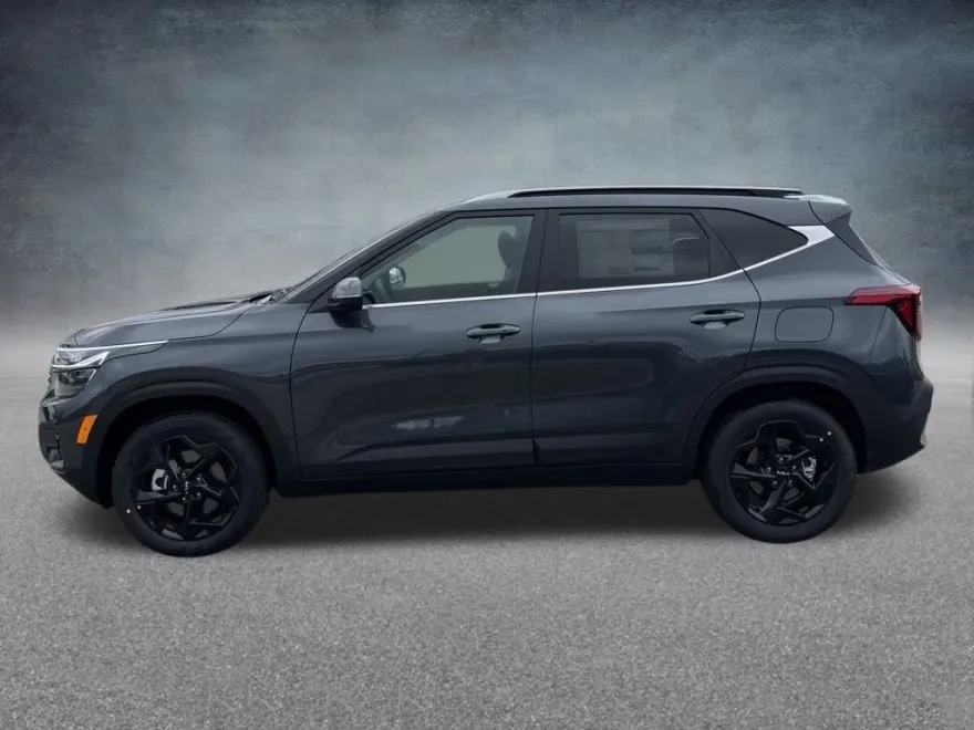 2026 Kia Seltos EX photo 1