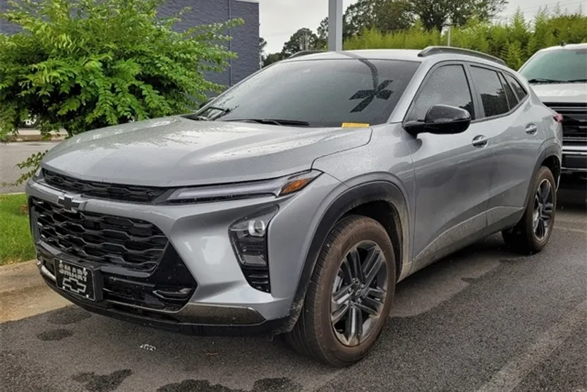 2025 Chevrolet Trax ACTIV photo 1