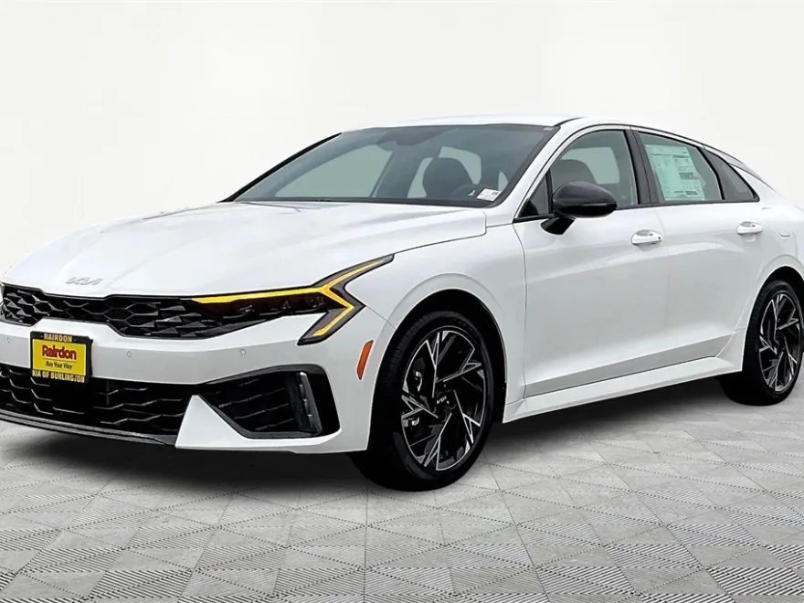 2026 Kia K5 GT-Line photo 1