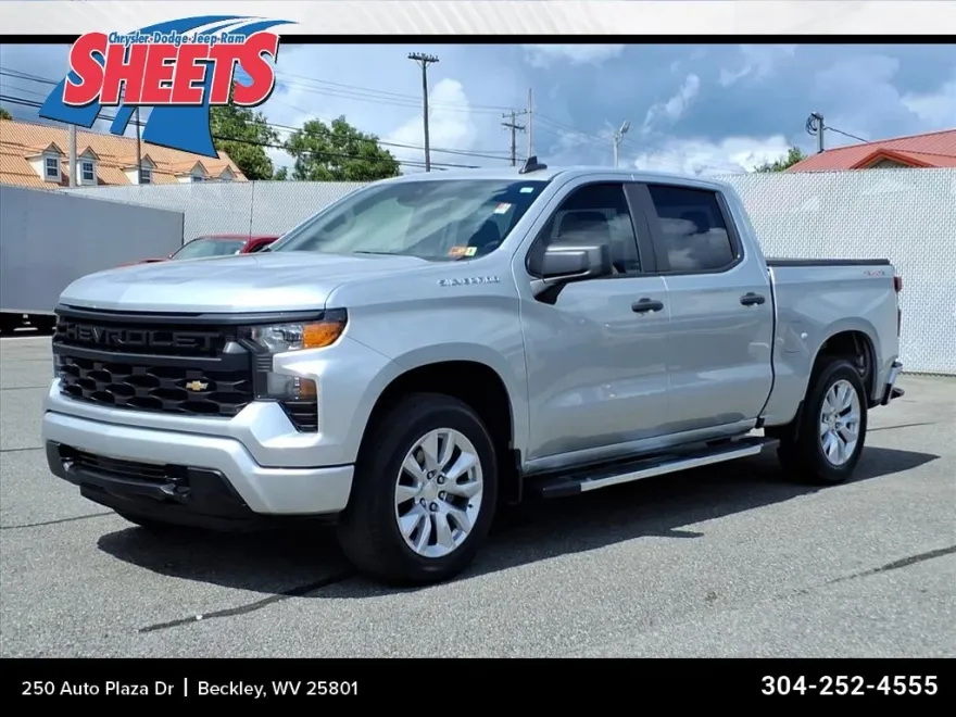 2022 Chevrolet Silverado 1500 Custom photo 1
