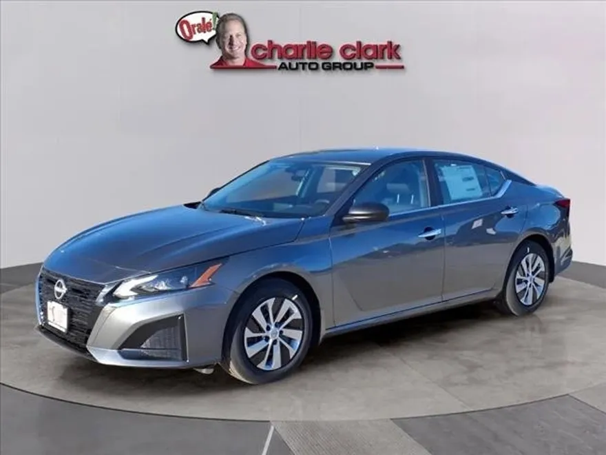 2025 Nissan Altima 2.5 S photo 1