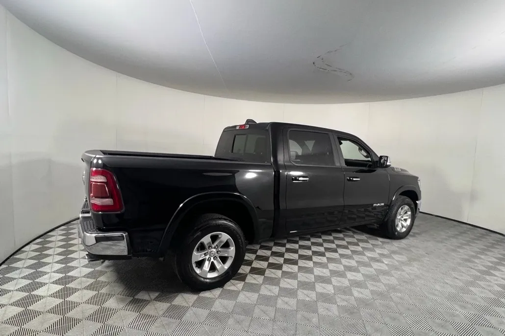 2022 Ram 1500 Laramie photo 1