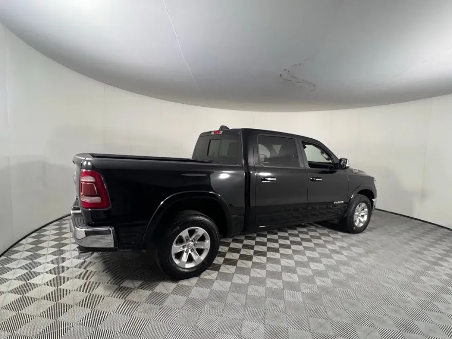 2022 Ram 1500 Laramie photo 1