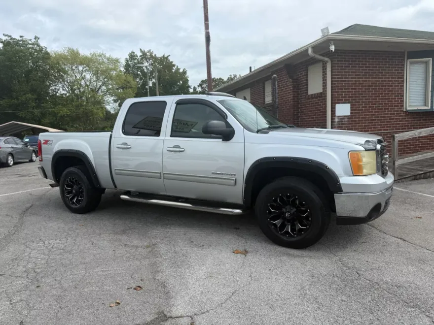 2012 Gmc Sierra 1500 SLT photo 1