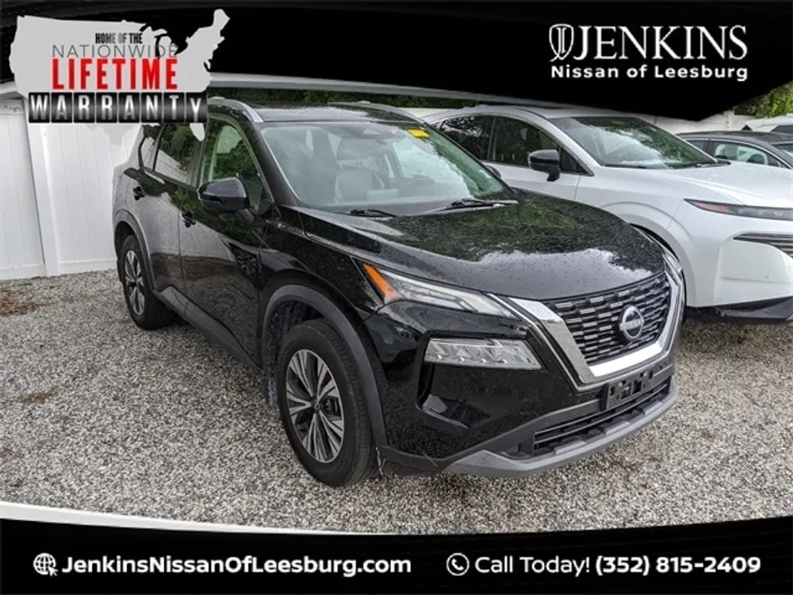 2022 Nissan Rogue SV photo 1