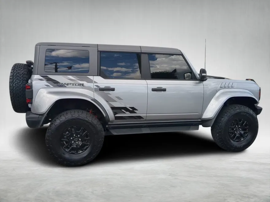 2024 Ford Bronco Raptor photo 1