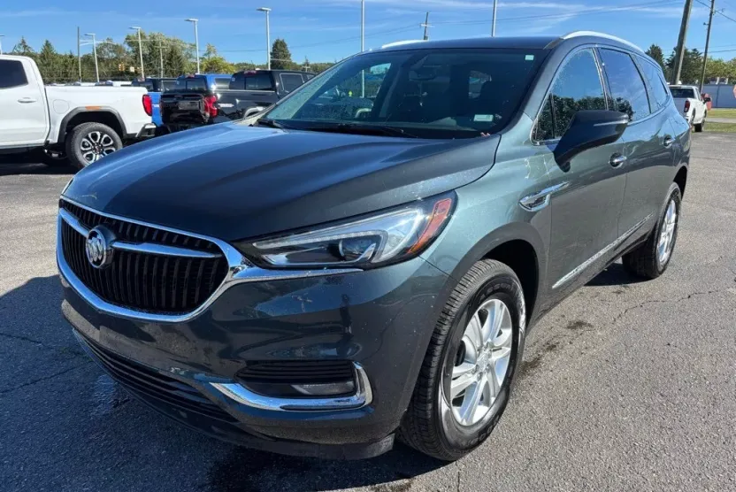 2021 Buick Enclave Essence photo 1