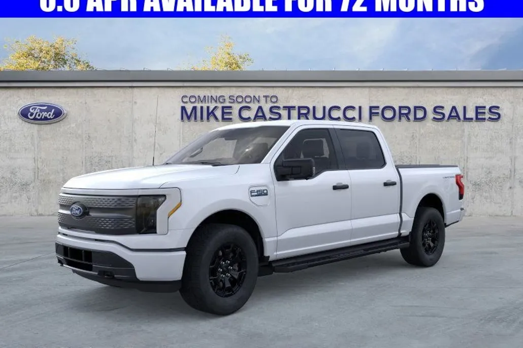 2025 Ford F-150 Lightning XLT photo 1