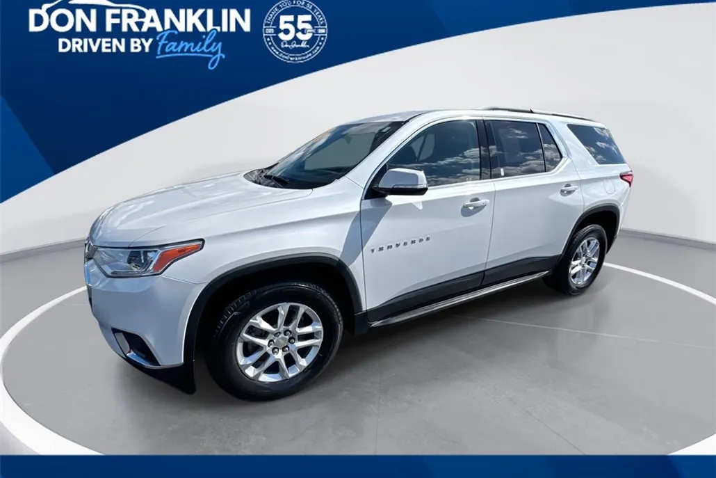 2019 Chevrolet Traverse Cloth 1LT photo 1