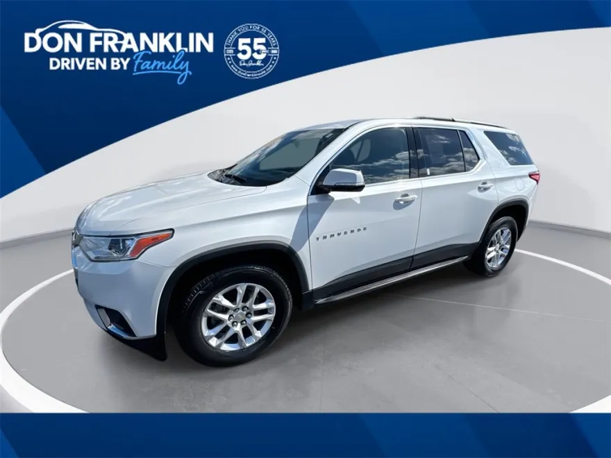 2019 Chevrolet Traverse Cloth 1LT photo 1