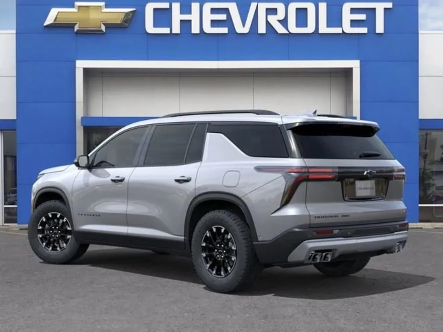 2026 Chevrolet Traverse Z71 photo 1