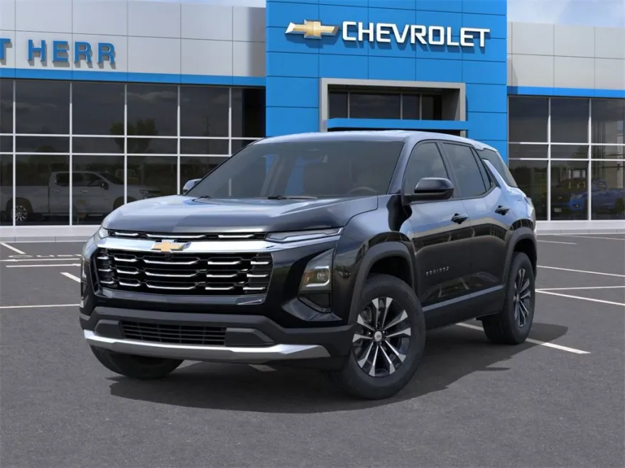 2026 Chevrolet Equinox LT photo 1