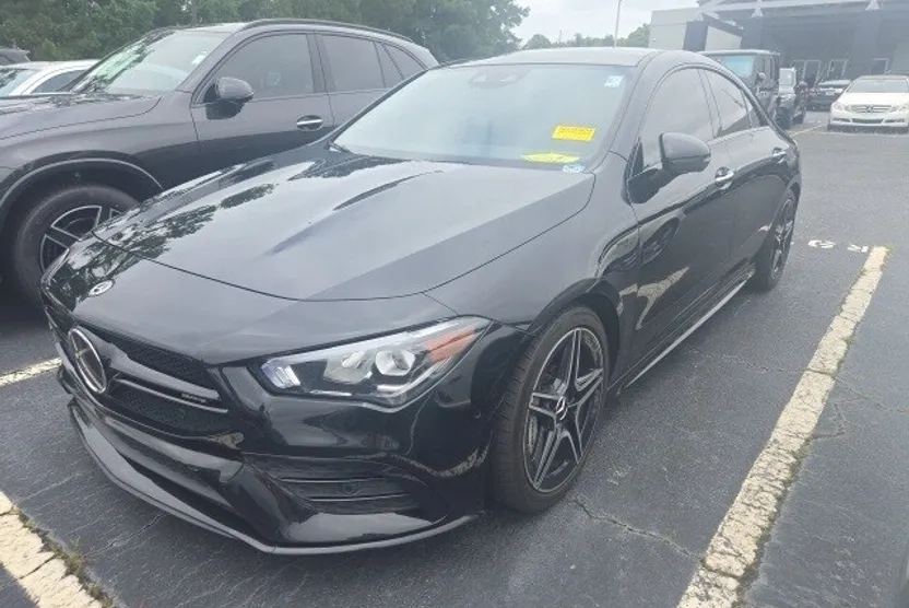 2022 Mercedes Benz CLA AMG 35 4MATIC photo 1