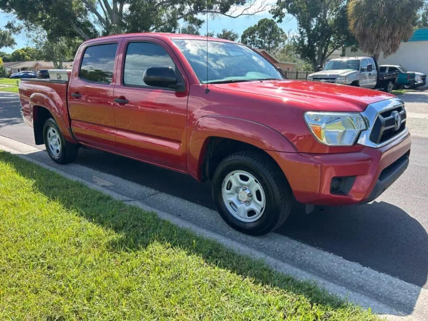2014 Toyota Tacoma Base Double Cab photo 1