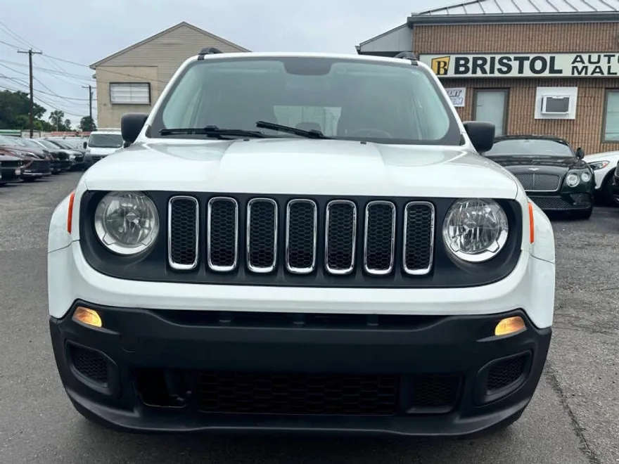 2017 Jeep Renegade Sport photo 1