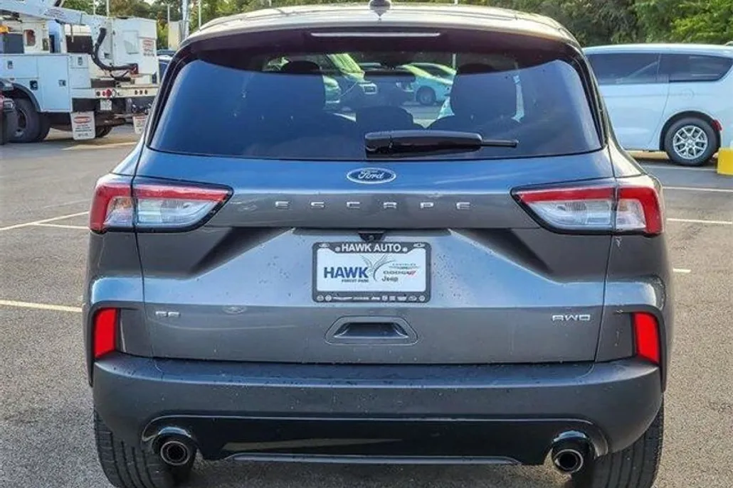 2022 Ford Escape SE photo 1