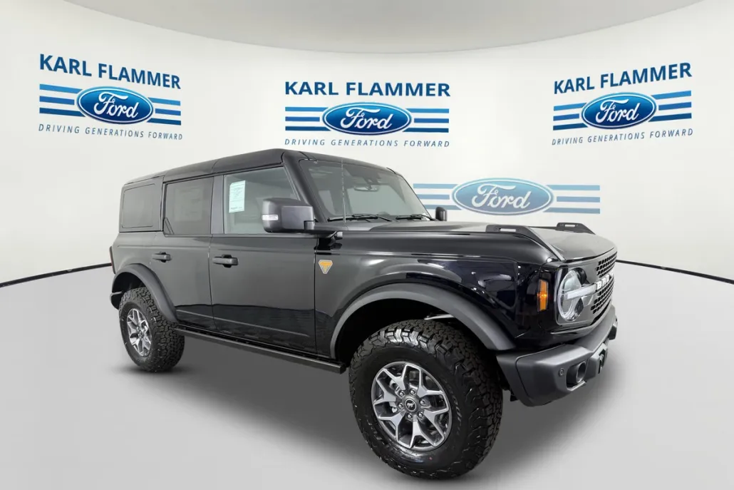 2025 Ford Bronco Badlands photo 1