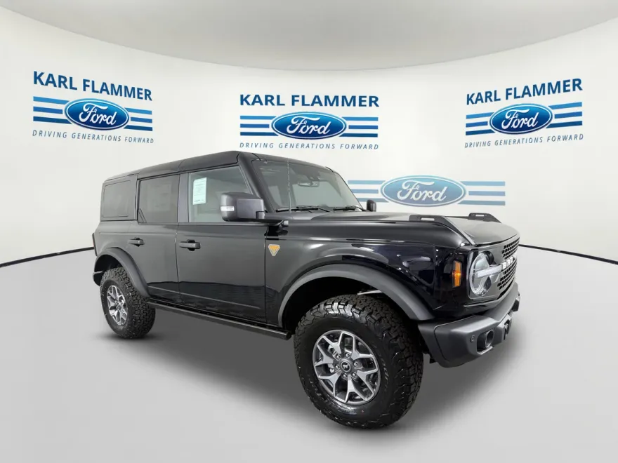 2025 Ford Bronco Badlands photo 1