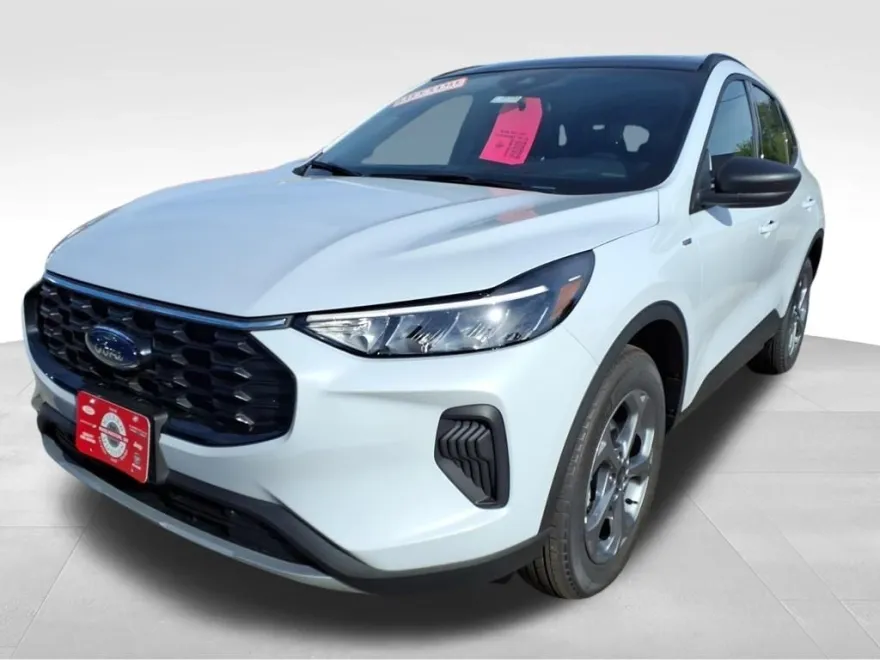 2025 Ford Escape ST-Line photo 1