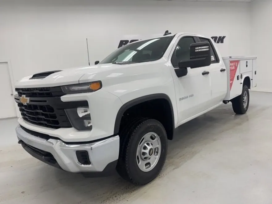 2025 Chevrolet Silverado 2500HD photo 1
