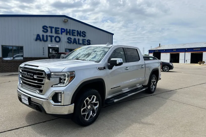 2021 Gmc Sierra 1500 SLT photo 1