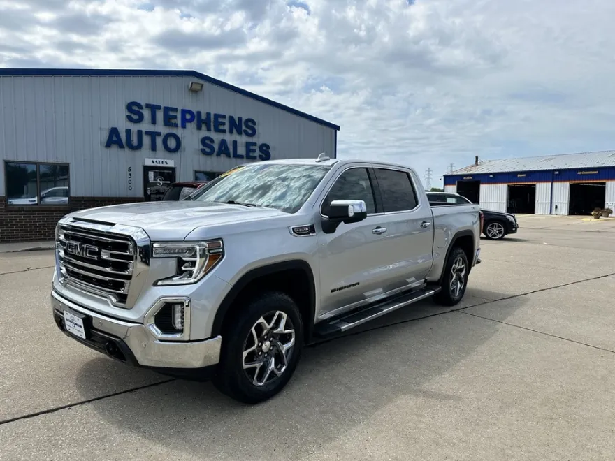 2021 Gmc Sierra 1500 SLT photo 1
