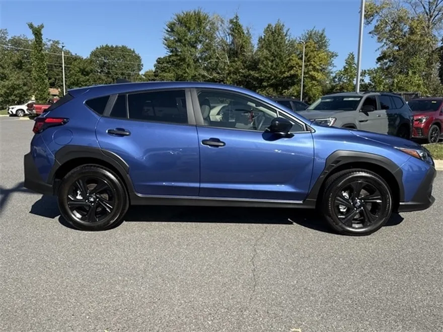 2025 Subaru Crosstrek Base photo 1