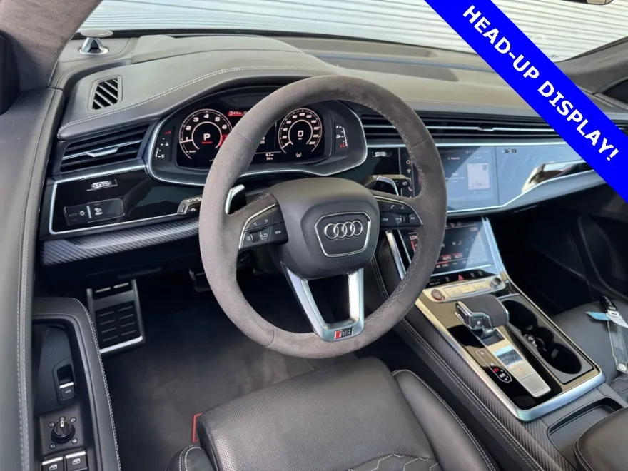 2024 Audi RS Q8 photo 1