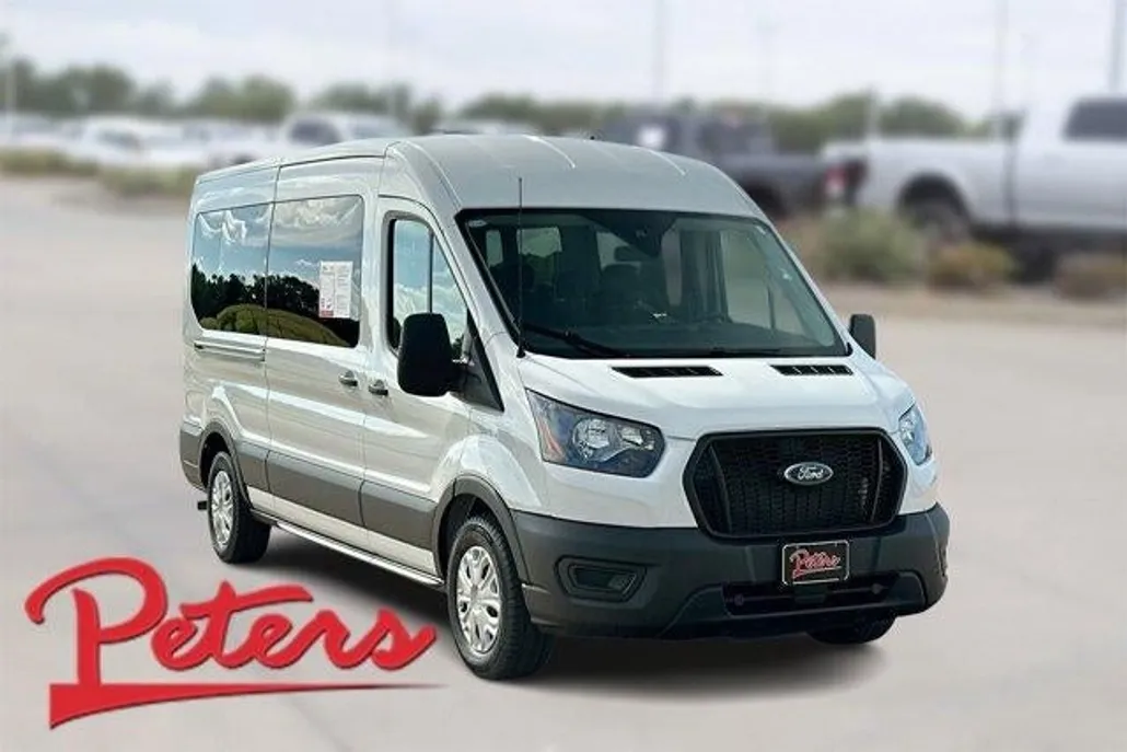 2023 Ford Transit Passenger XL photo 1