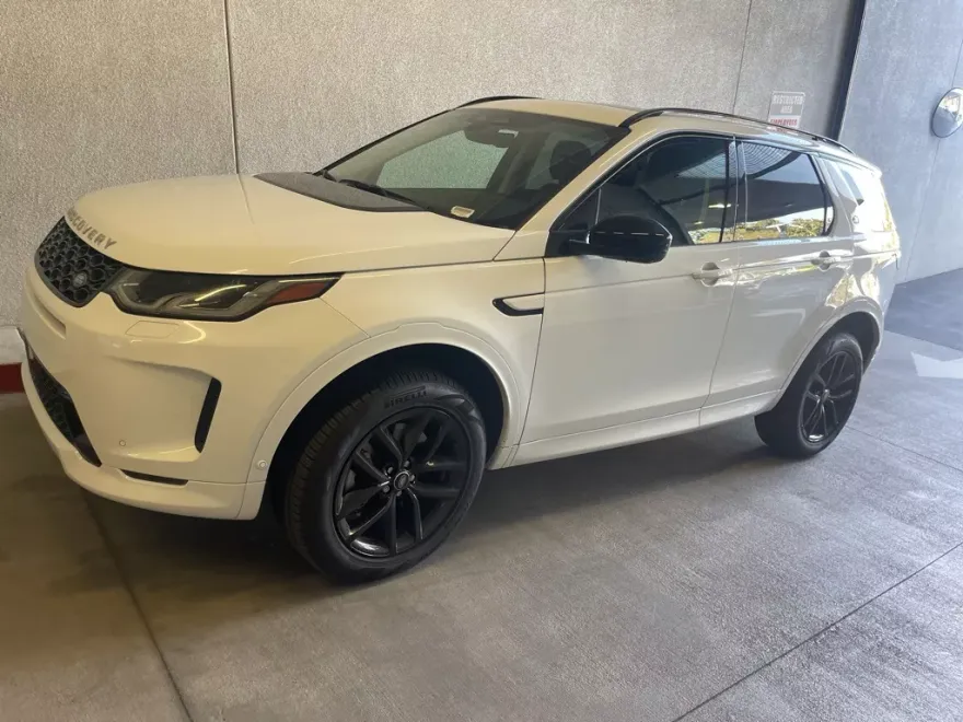 2025 Land Rover Discovery Sport S photo 1