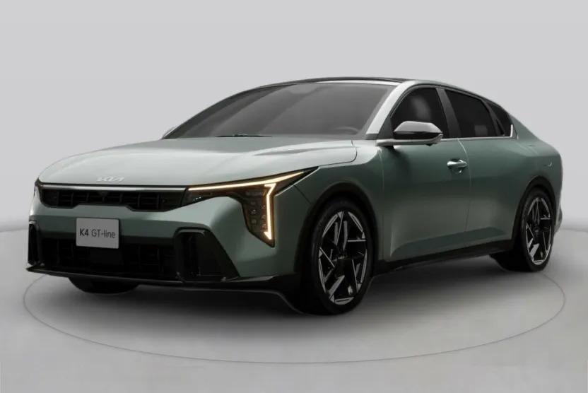 2025 Kia K4 LXS photo 1
