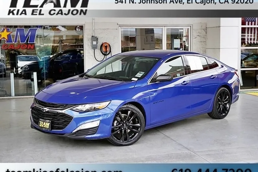 2023 Chevrolet Malibu 1LT photo 1