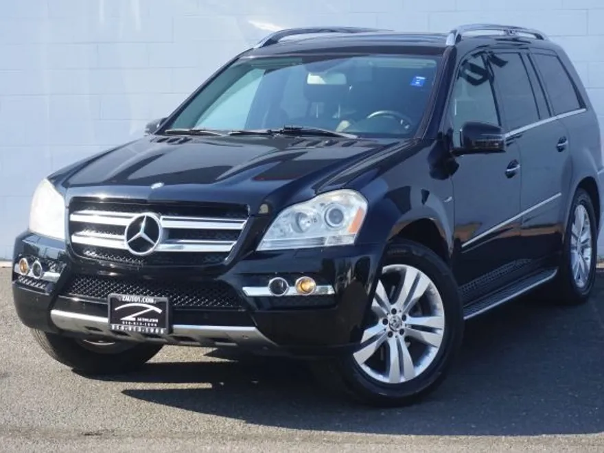 2011 Mercedes Benz GL 350 BlueTEC photo 1