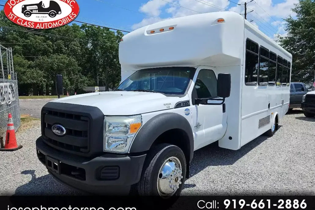 2016 Ford F-550 photo 1