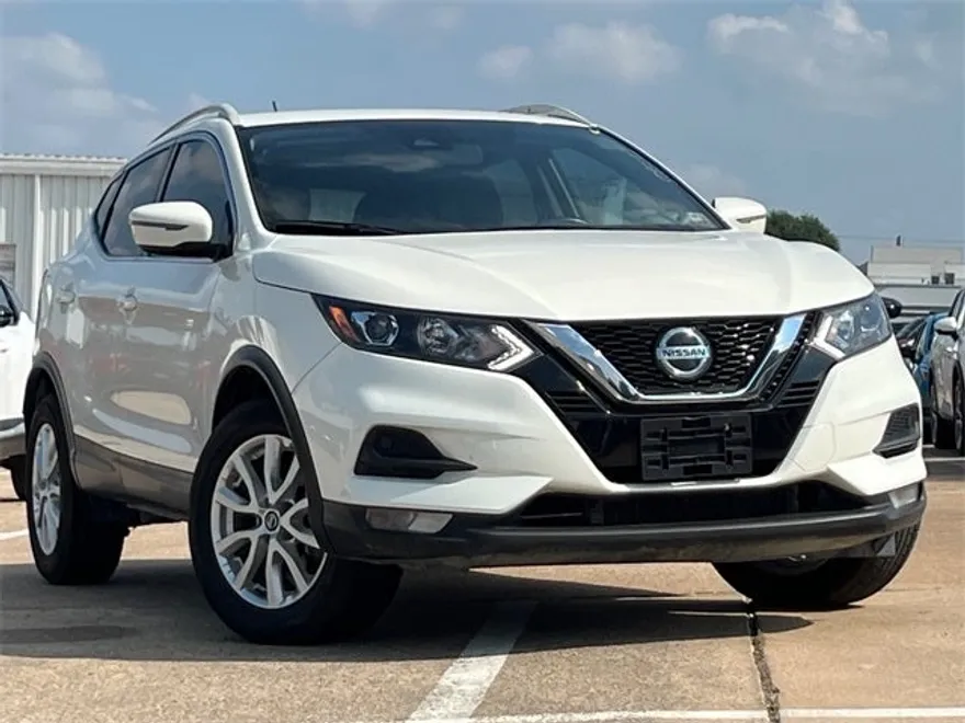 2021 Nissan Rogue Sport SV photo 1
