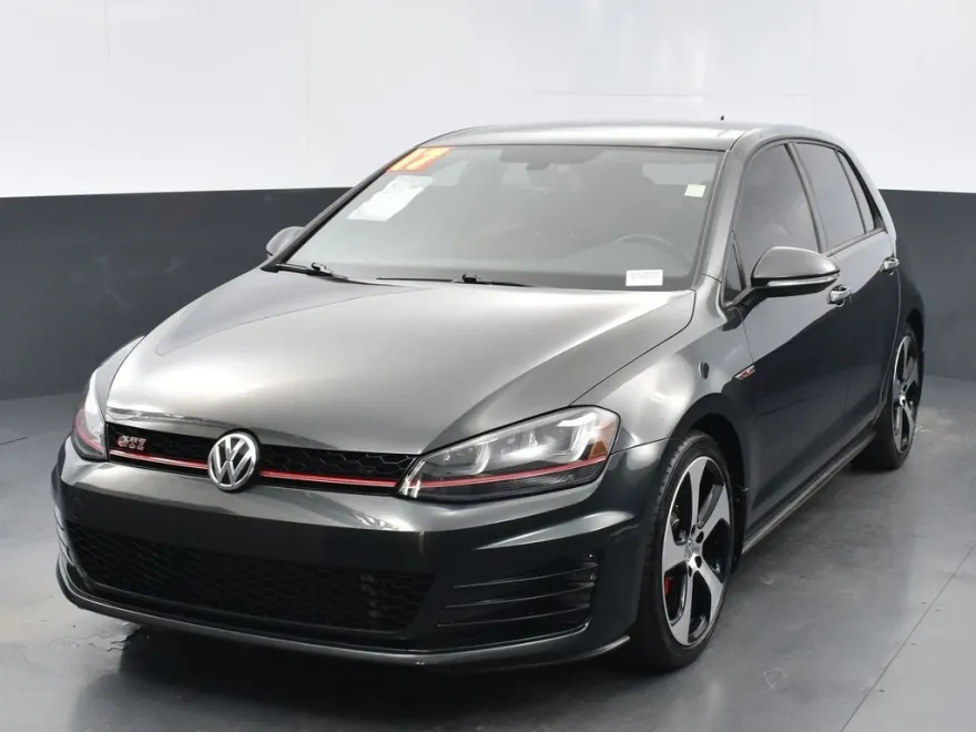 2017 Volkswagen Golf GTI SE photo 1
